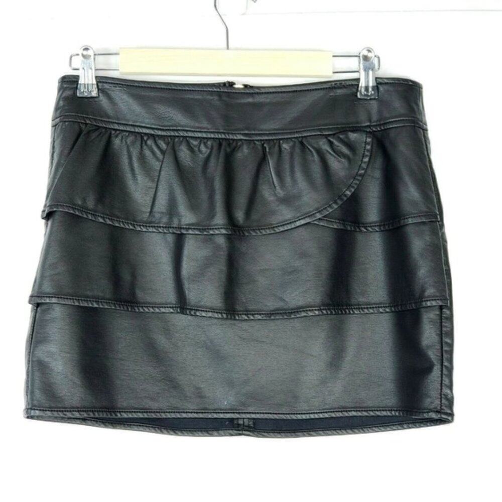 Gianni Bini Faux Leather Ruffled Layered 90's Style Mini Skirt